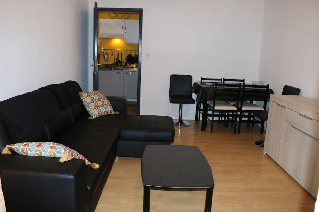 Marco Polo Apartment Horbourg Екстериор снимка
